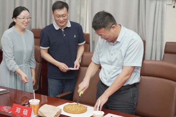 图9.jpg